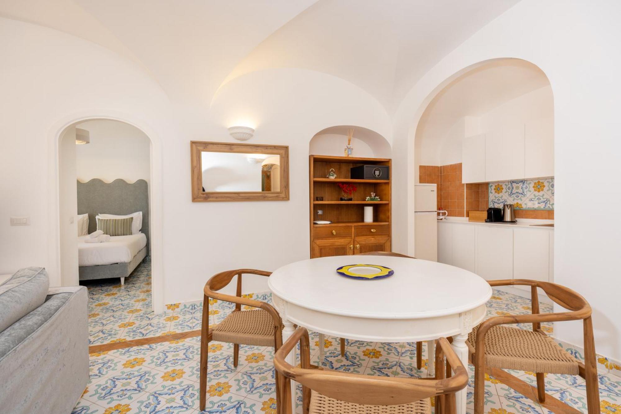 Oliveto * Capri