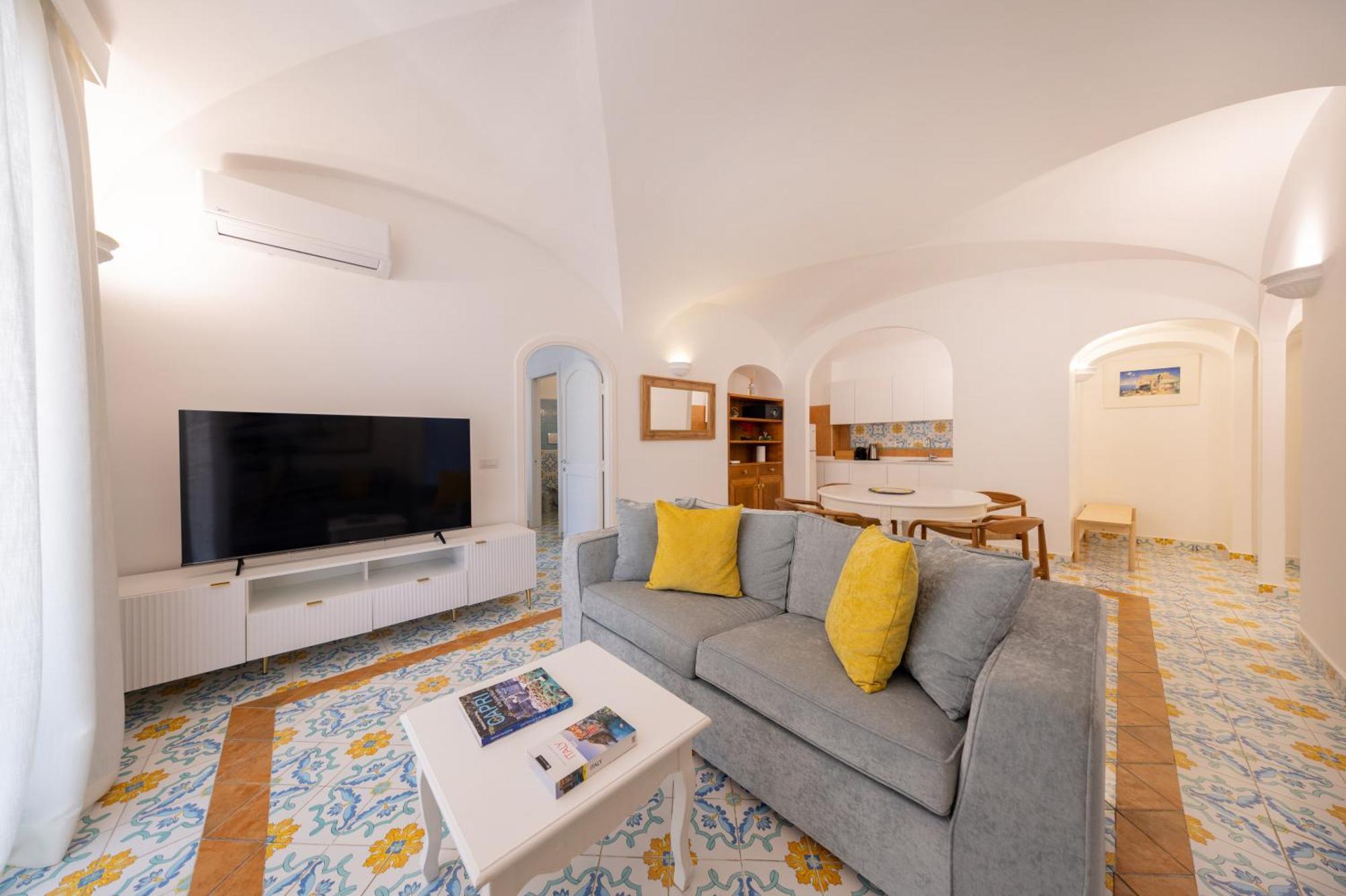 Apartment Oliveto Capri