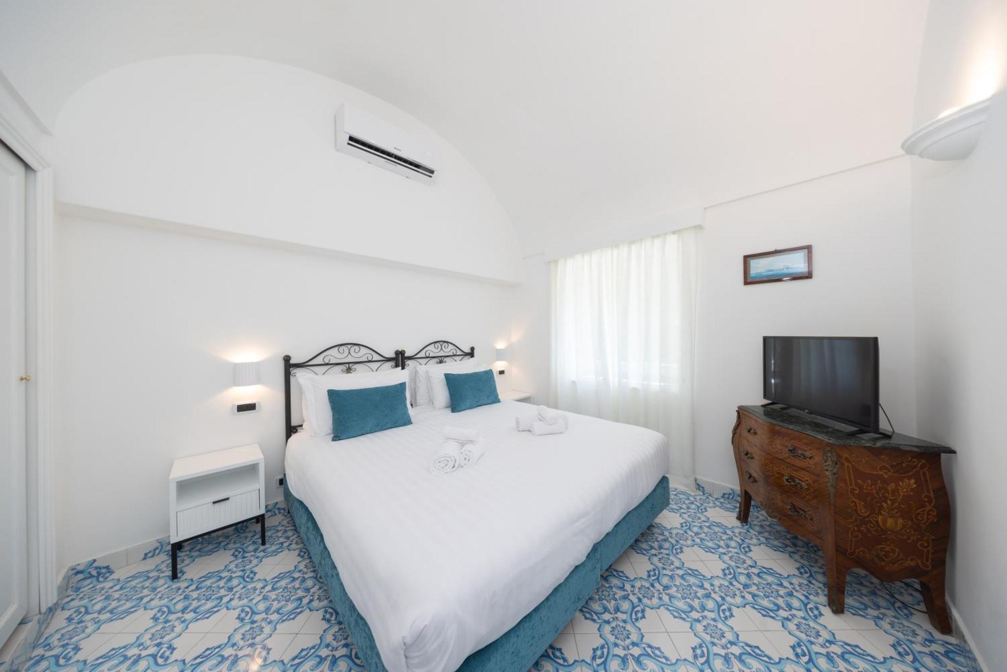 Oliveto Apartment