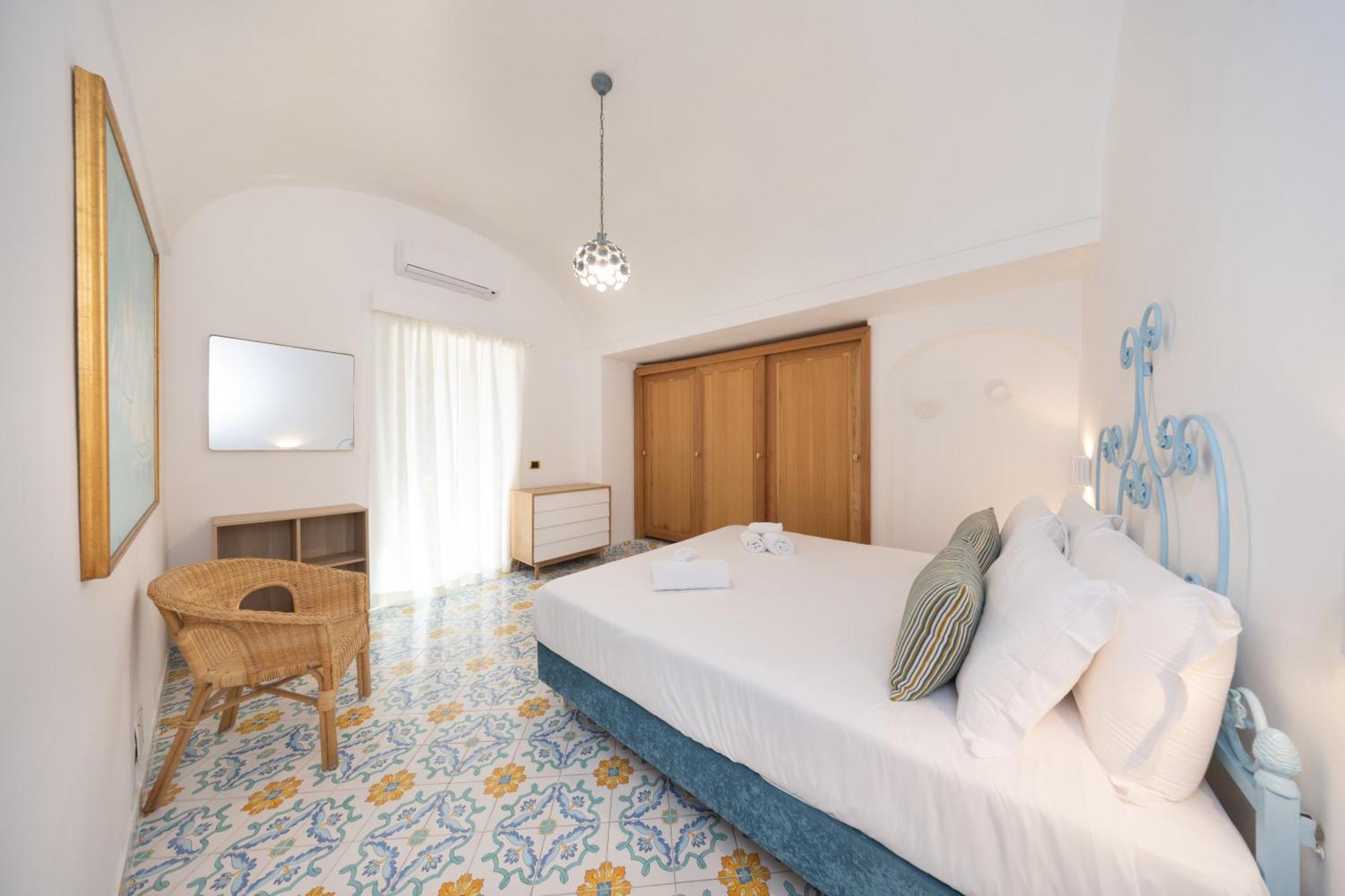 Oliveto Apartment *